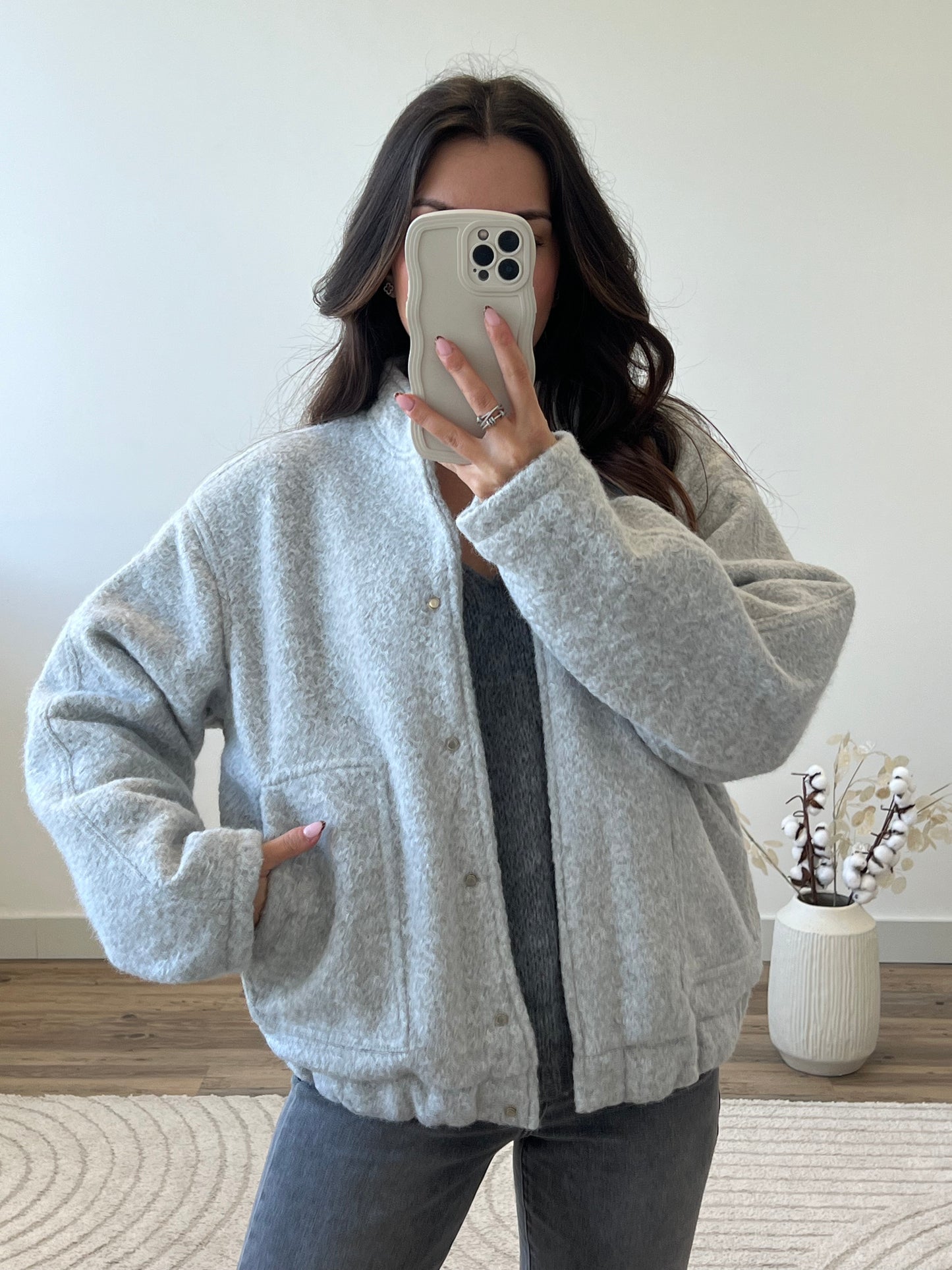 BOMBERS GRIS