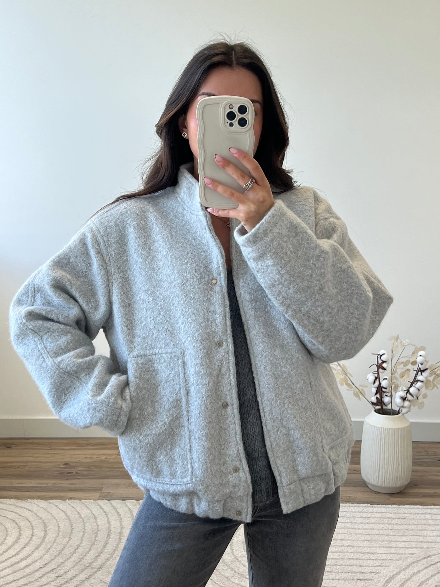 BOMBERS GRIS