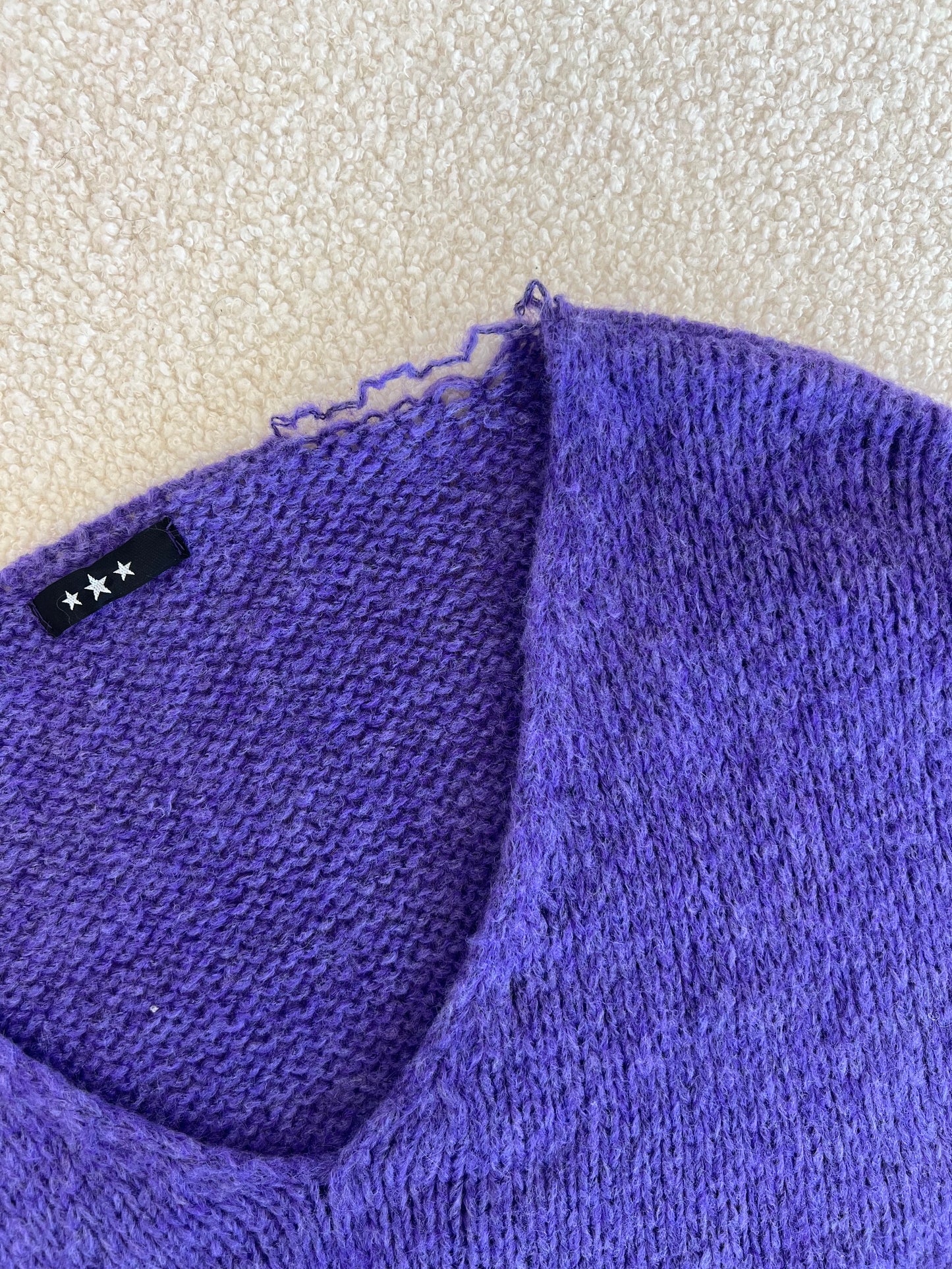 PULL ANA VIOLET - DÉFECTUEUX