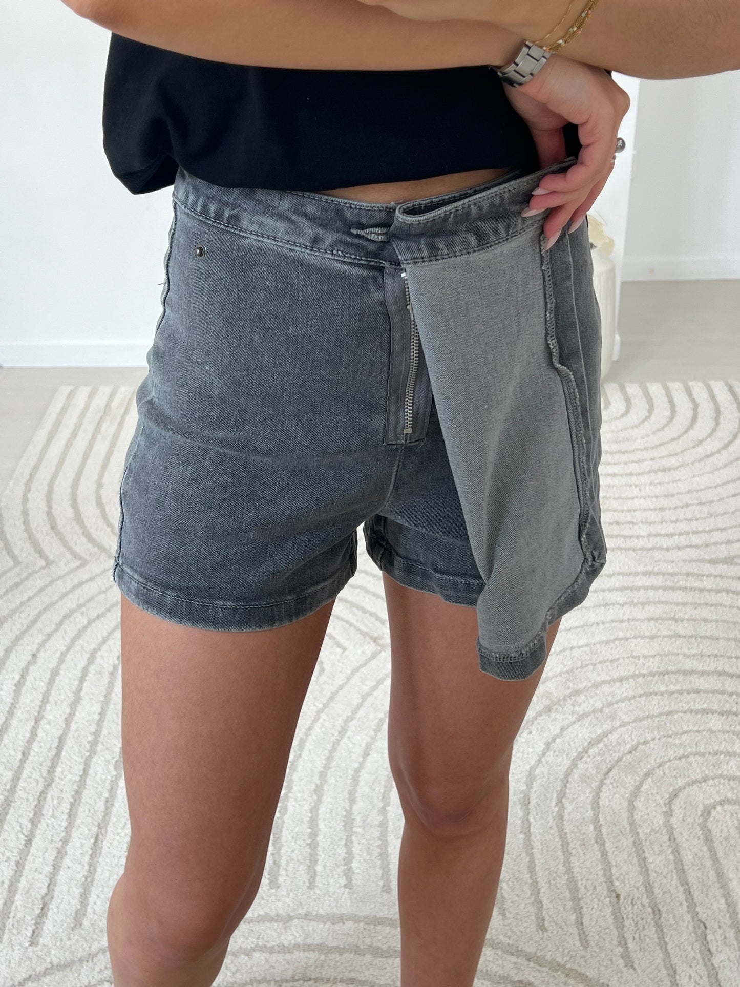 JUPE SHORT EN JEAN KAYLA