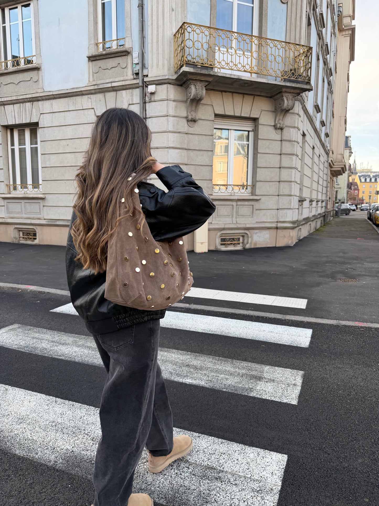 SAC A CLOUS  - 100% CUIR