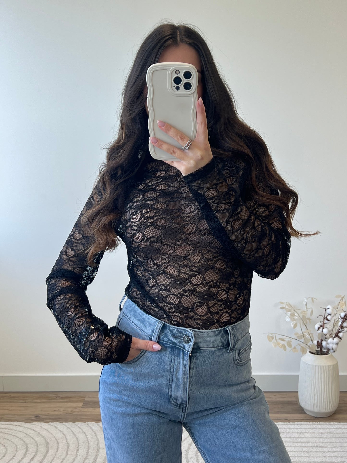TOP DENTELLE NOIR