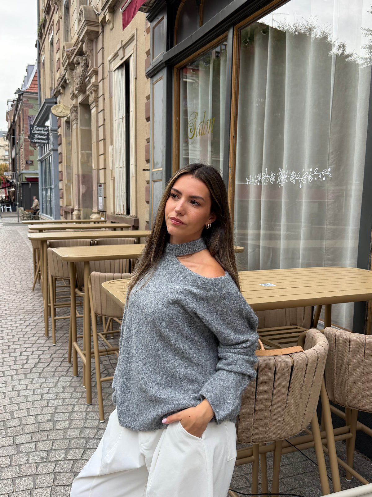PULL KARMEN GRIS