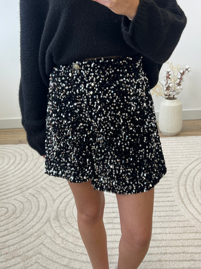 JUPE SHORT À SEQUINS ARGENTÉ