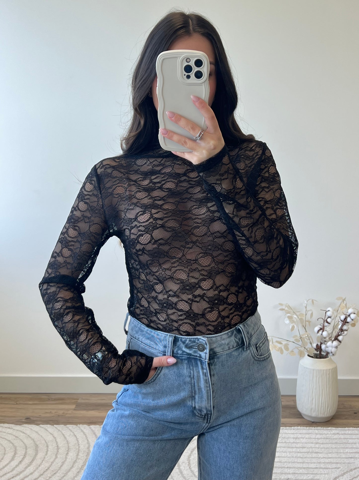 TOP DENTELLE NOIR