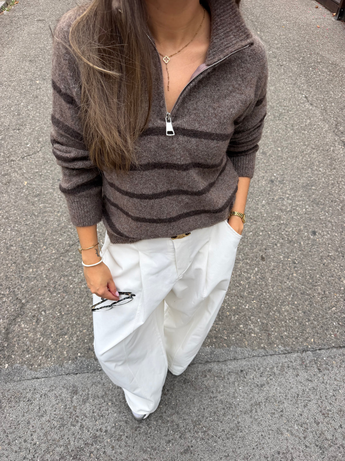 PULL MARIN CAFÉ