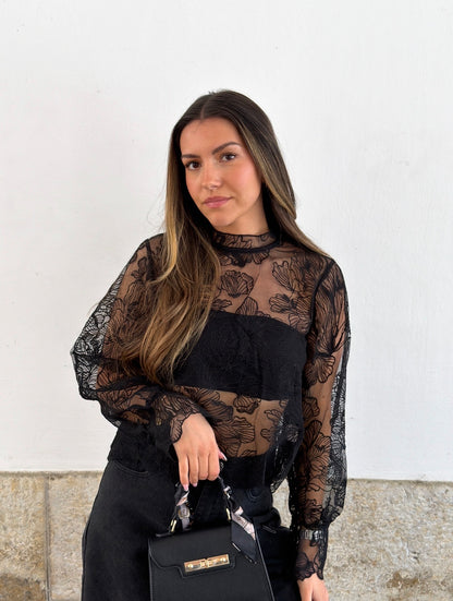 TOP ROMY NOIR