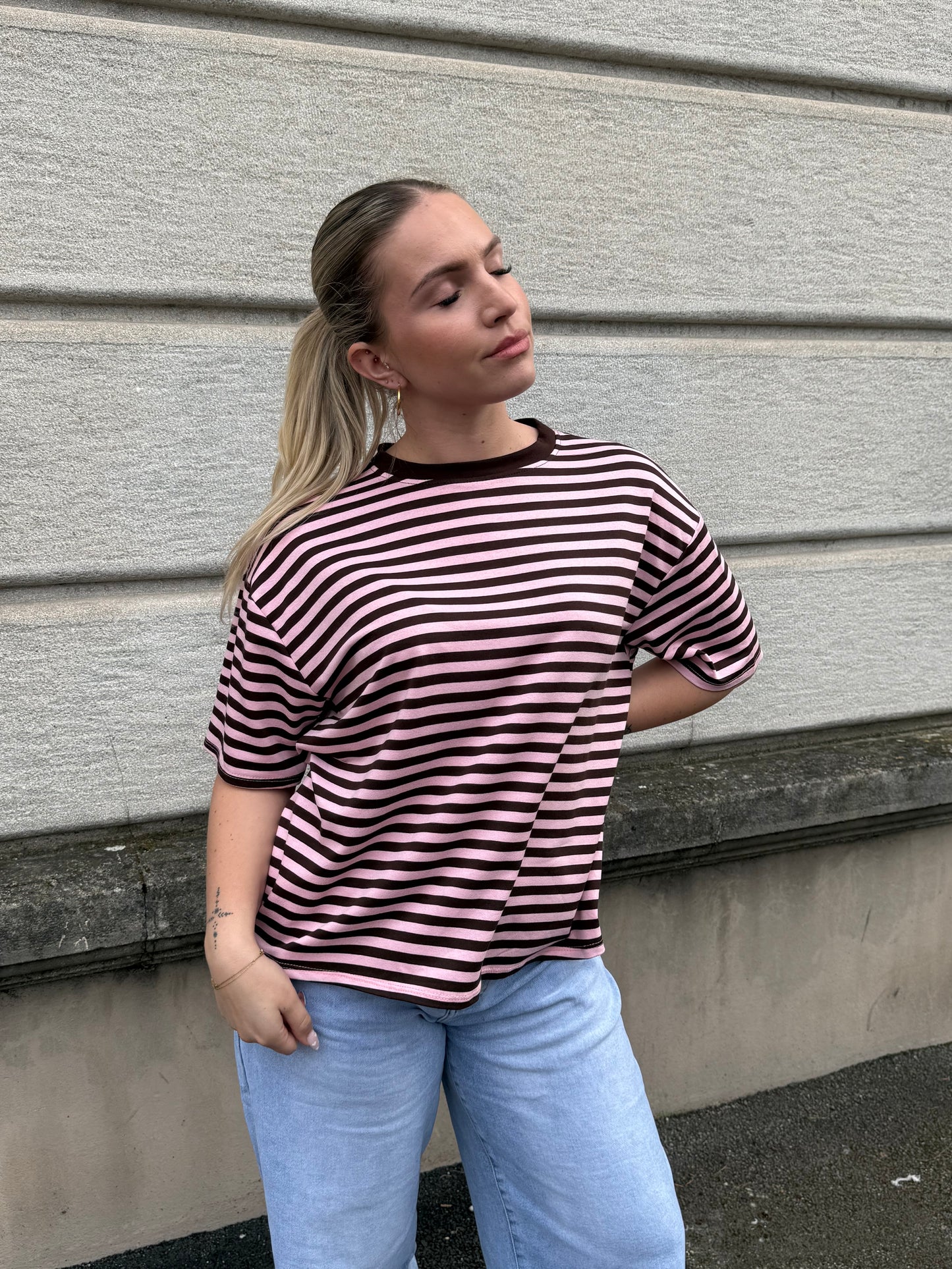 T-SHIRT LOUNA MARRON/ROSE