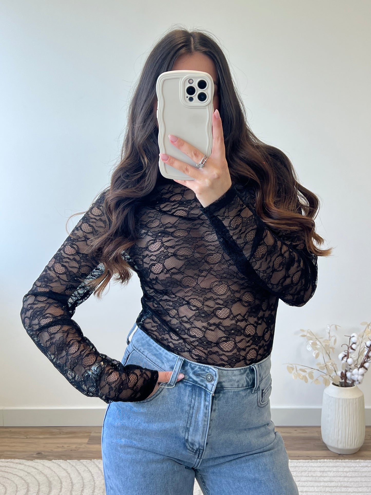 TOP DENTELLE NOIR