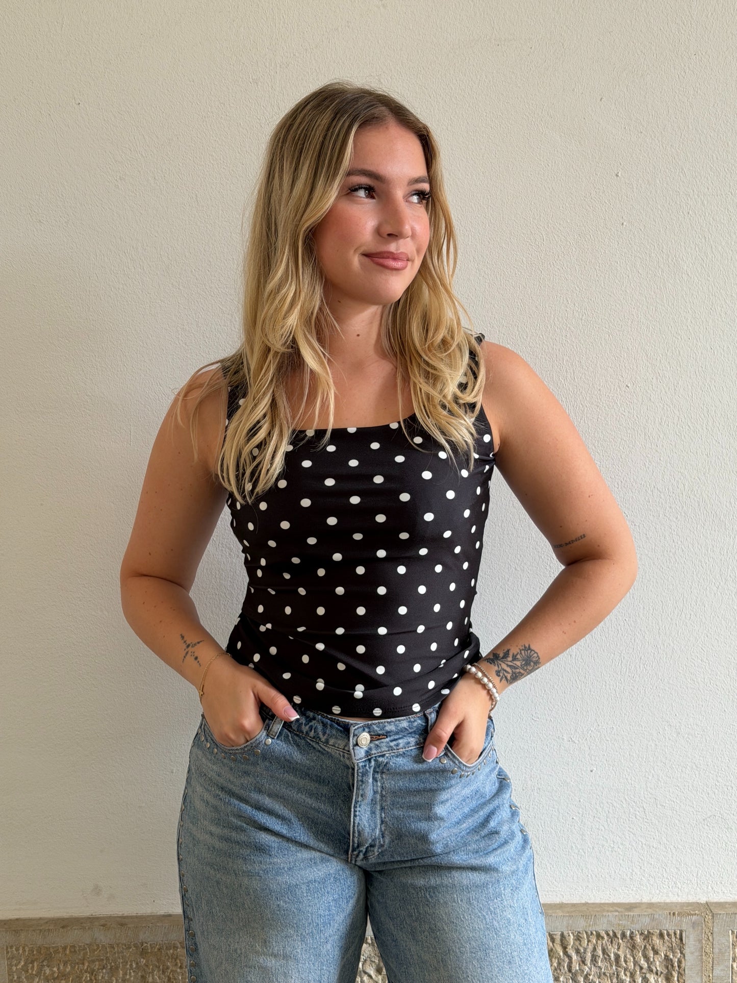 TOP ELOÏSE NOIR (PRECOMMANDE, expédition début juin)